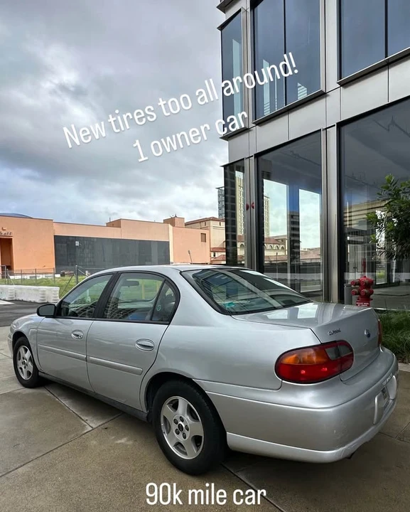 2005 Chevrolet Cavalier - Image 2 of 2