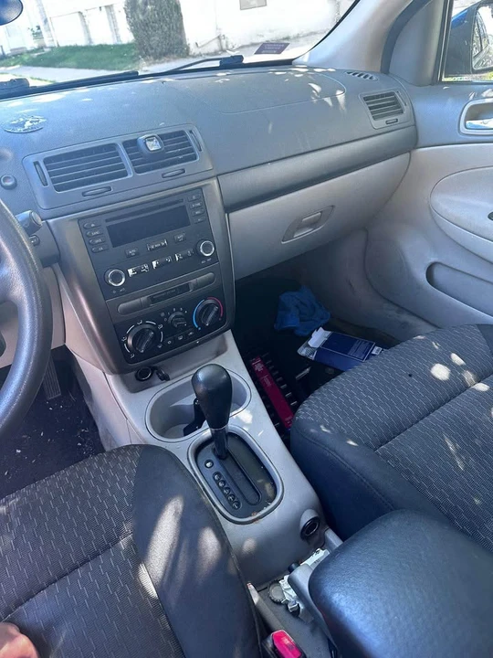 2005 Chevrolet Cobalt 1st Gen - Image 2 of 10
