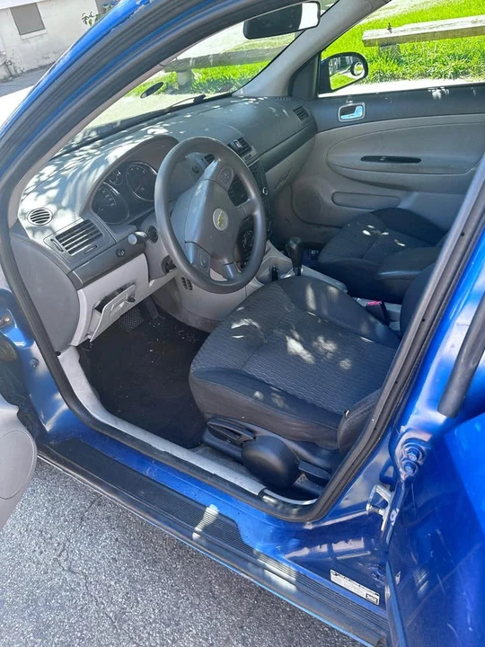2005 Chevrolet Cobalt 1st Gen - Image 3 of 10