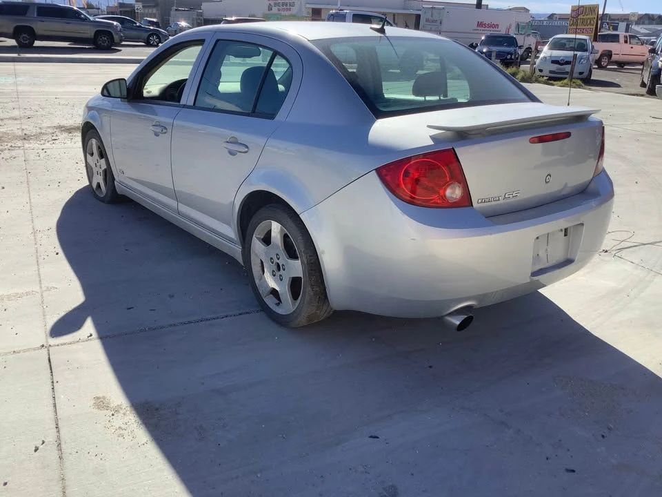 2005 Chevrolet Cobalt 1st Gen - Image 5 of 12