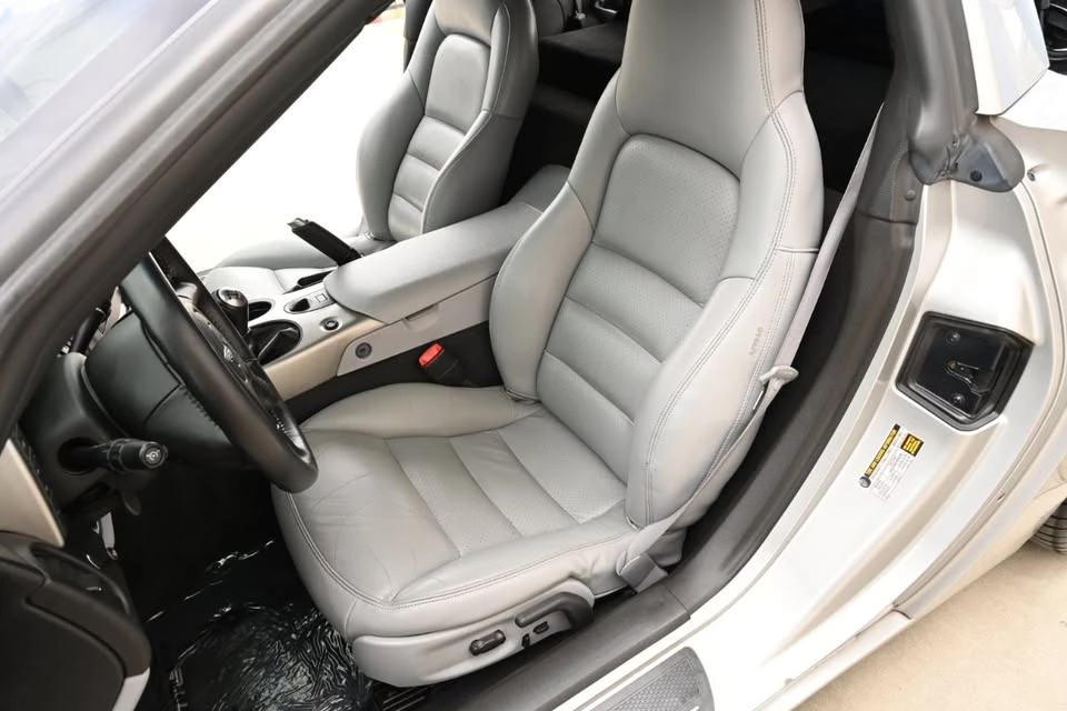 2005 Chevrolet Corvette C6 - Image 16 of 20