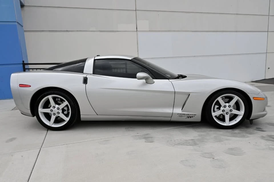 2005 Chevrolet Corvette C6 - Image 8 of 20