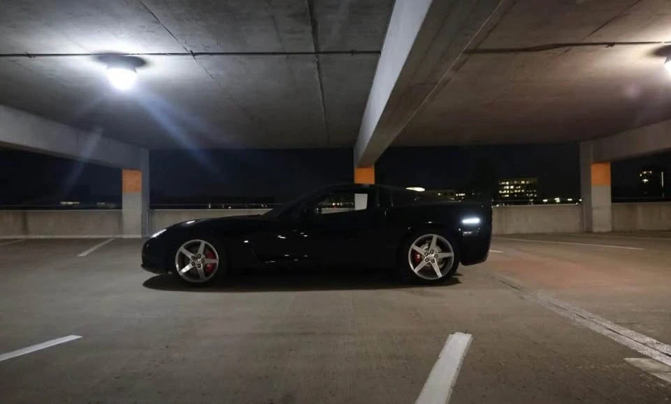 2005 Chevrolet Corvette C6 - Image 8 of 14