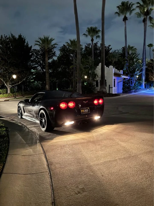 2005 Chevrolet Corvette C6 - Image 2 of 11