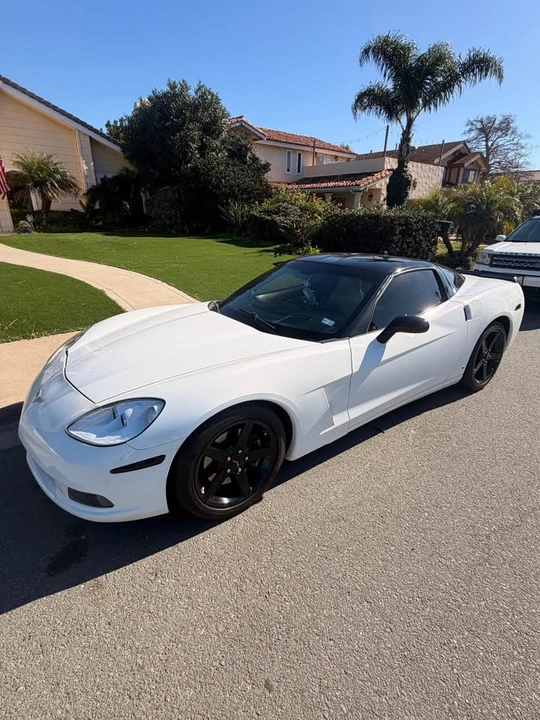 2005 Chevrolet Corvette C6 - Image 4 of 11