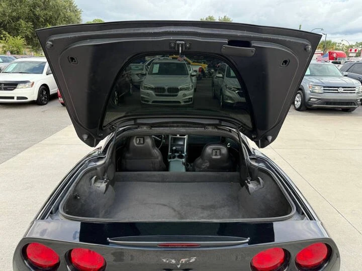 2005 Chevrolet Corvette C6 - Image 9 of 18