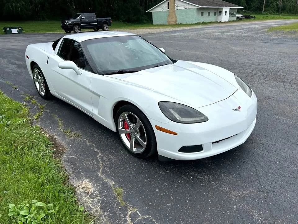 2005 Chevrolet Corvette C6 - Image 3 of 15