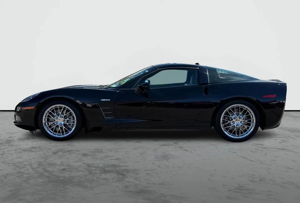 2005 Chevrolet Corvette C6 - Image 2 of 10