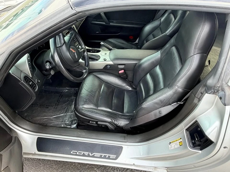 2005 Chevrolet Corvette C6 - Image 8 of 11