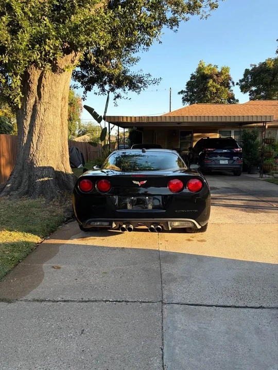 2005 Chevrolet Corvette C6 - Image 2 of 9