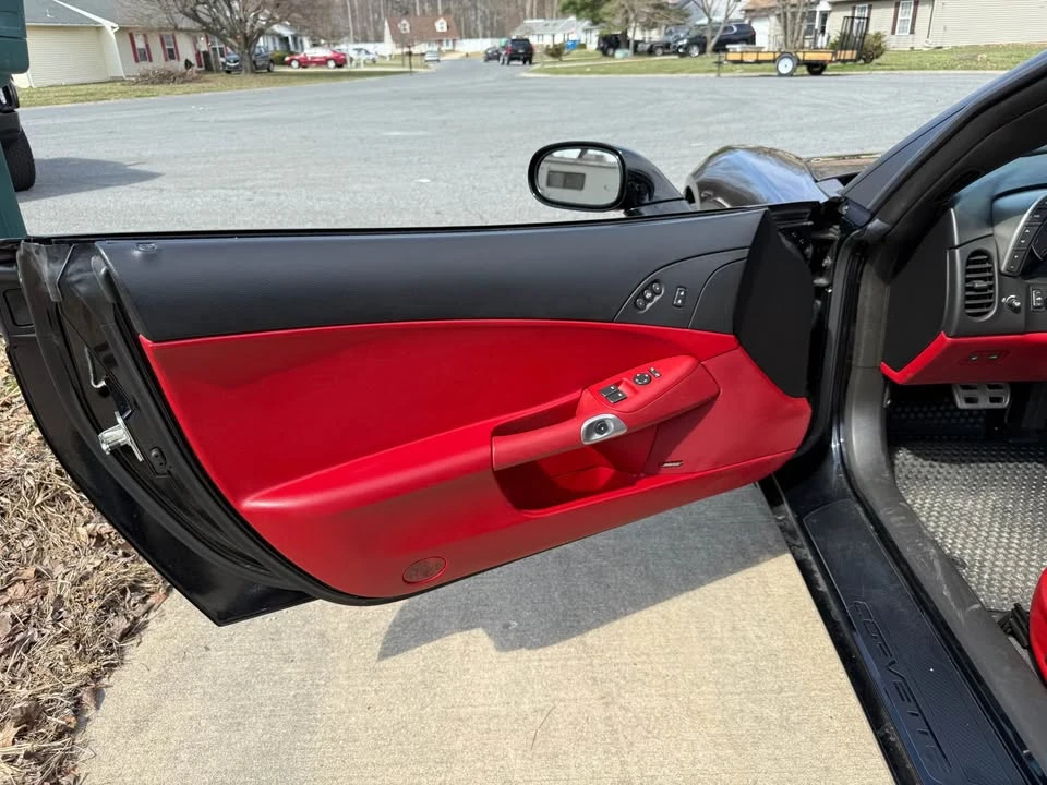 2005 Chevrolet Corvette C6 - Image 10 of 17