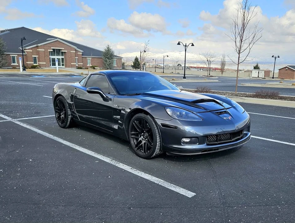 2005 Chevrolet Corvette C6 - Image 2 of 19
