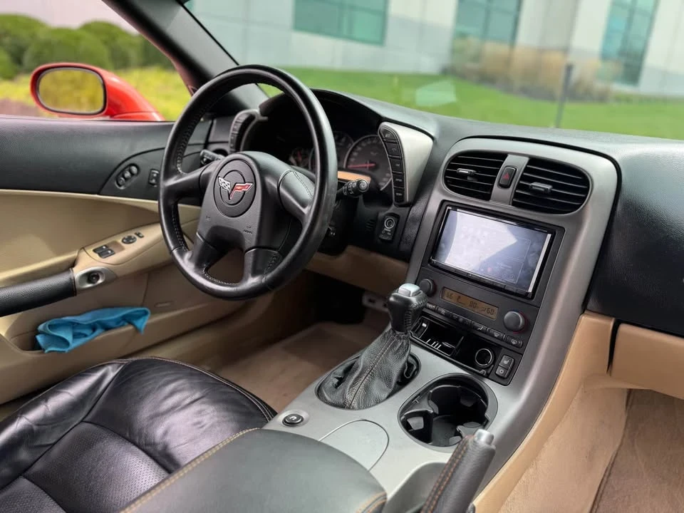 2005 Chevrolet Corvette C6 - Image 16 of 20