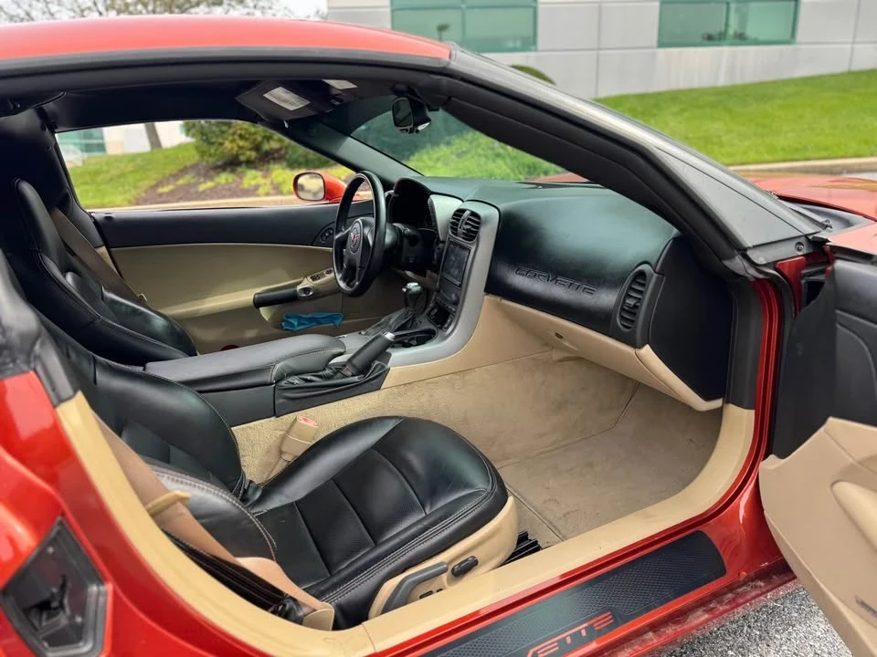 2005 Chevrolet Corvette C6 - Image 14 of 20