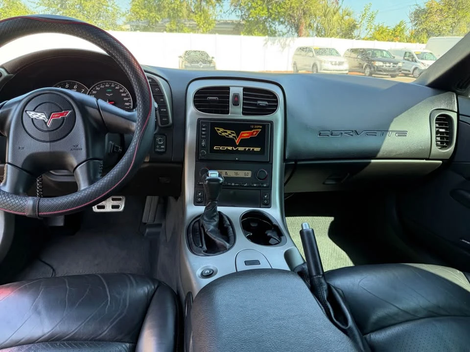 2005 Chevrolet Corvette C6 - Image 16 of 19