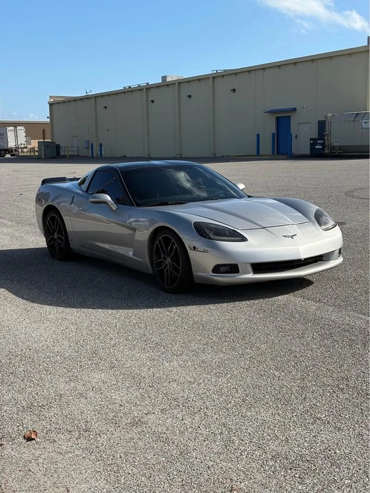 2005 Chevrolet Corvette C6 - Image 3 of 8