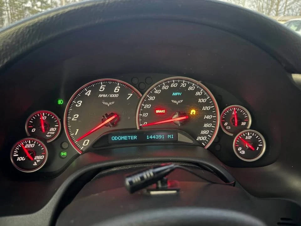 2005 Chevrolet Corvette C6 - Image 10 of 13