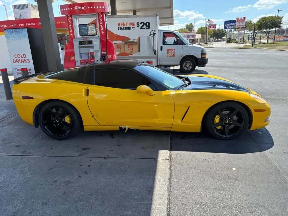 2005 Chevrolet Corvette C6 - Image 4 of 7