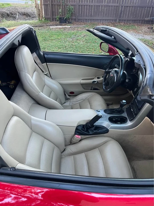 2005 Chevrolet Corvette C6 - Image 6 of 16