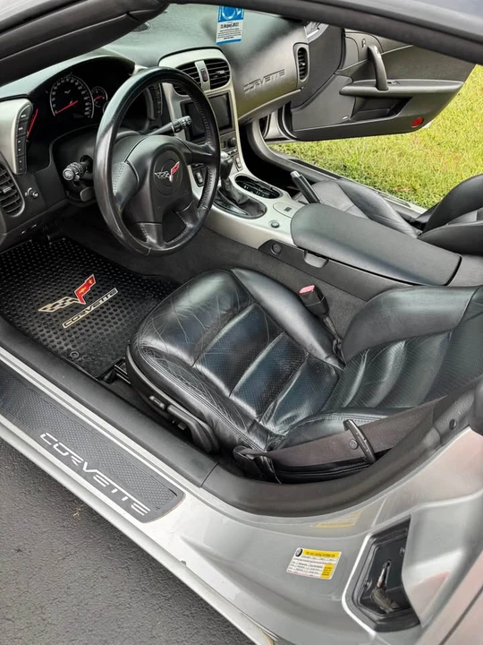 2005 Chevrolet Corvette C6 - Image 10 of 12