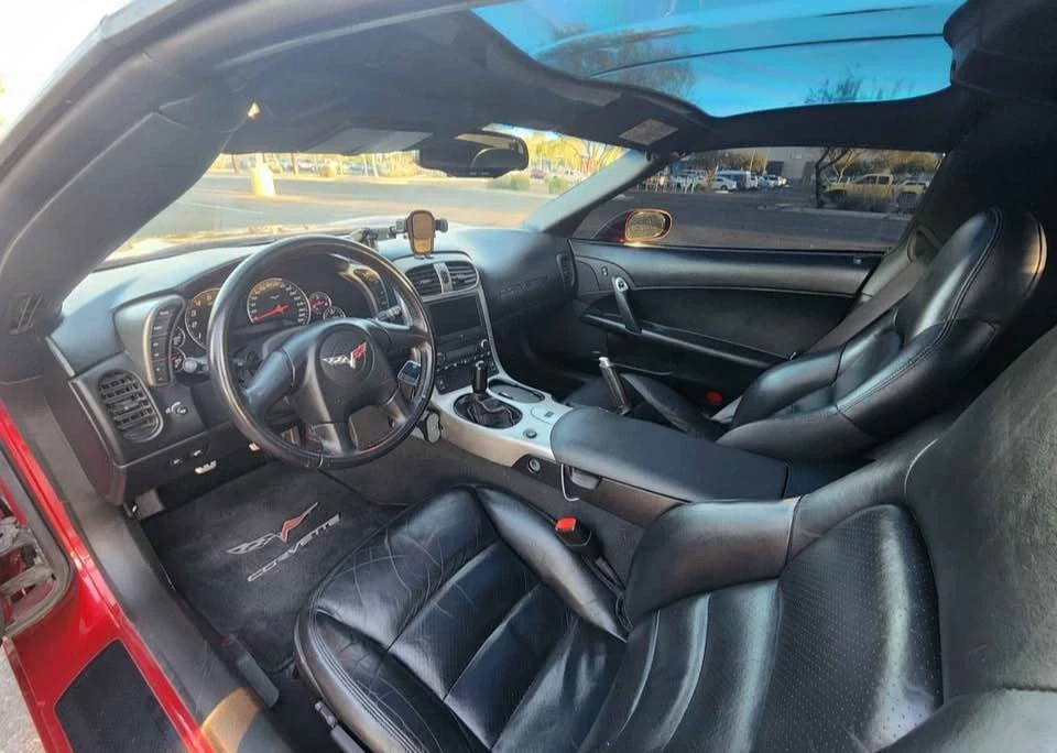 2005 Chevrolet Corvette C6 - Image 12 of 16