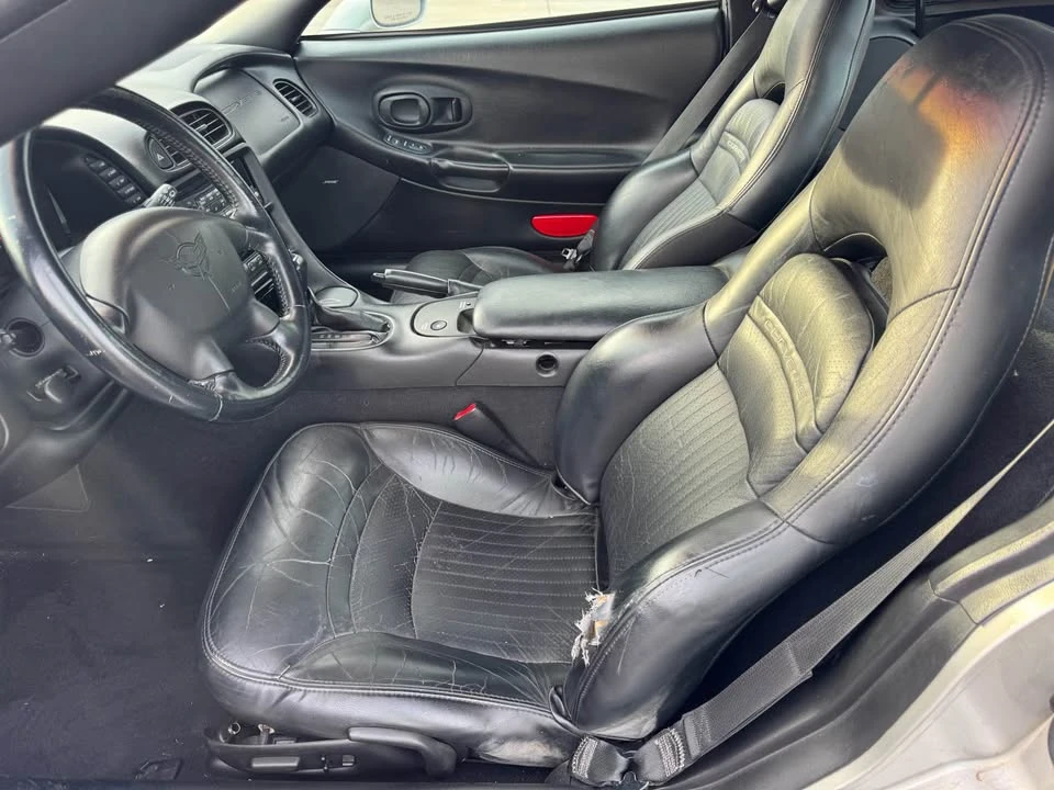 2005 Chevrolet Corvette C6 - Image 12 of 15