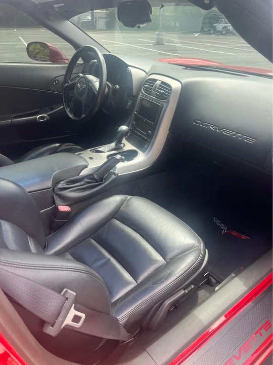 2005 Chevrolet Corvette C6 - Image 9 of 16
