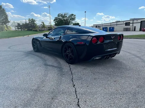 2005 Chevrolet Corvette C6 - Image 2 of 9