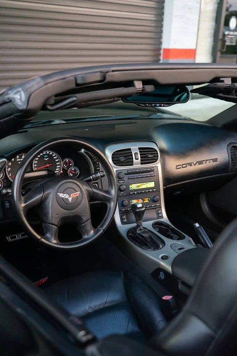 2005 Chevrolet Corvette C6 - Image 10 of 16