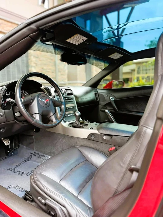 2005 Chevrolet Corvette C6 - Image 17 of 19