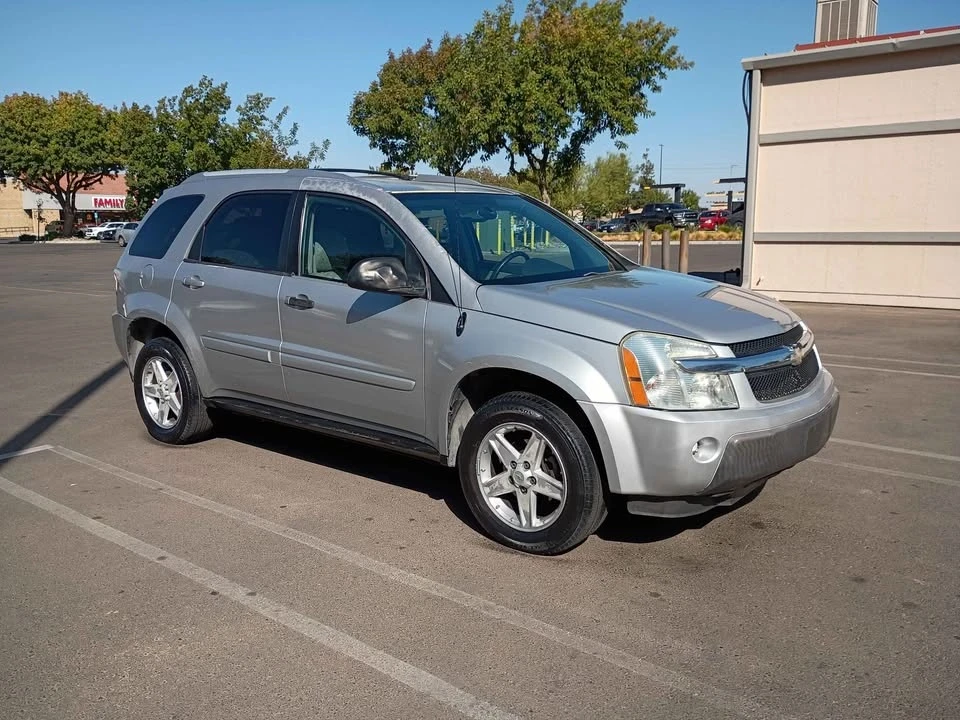 2005 Chevrolet Equinox - Image 3 of 10