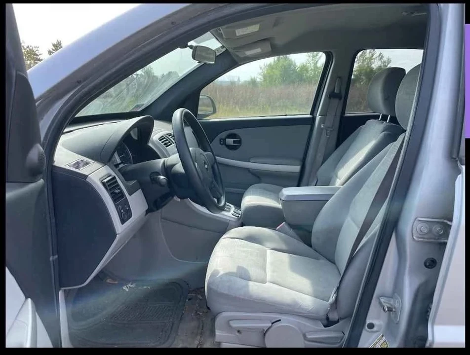 2005 Chevrolet Equinox - Image 11 of 18