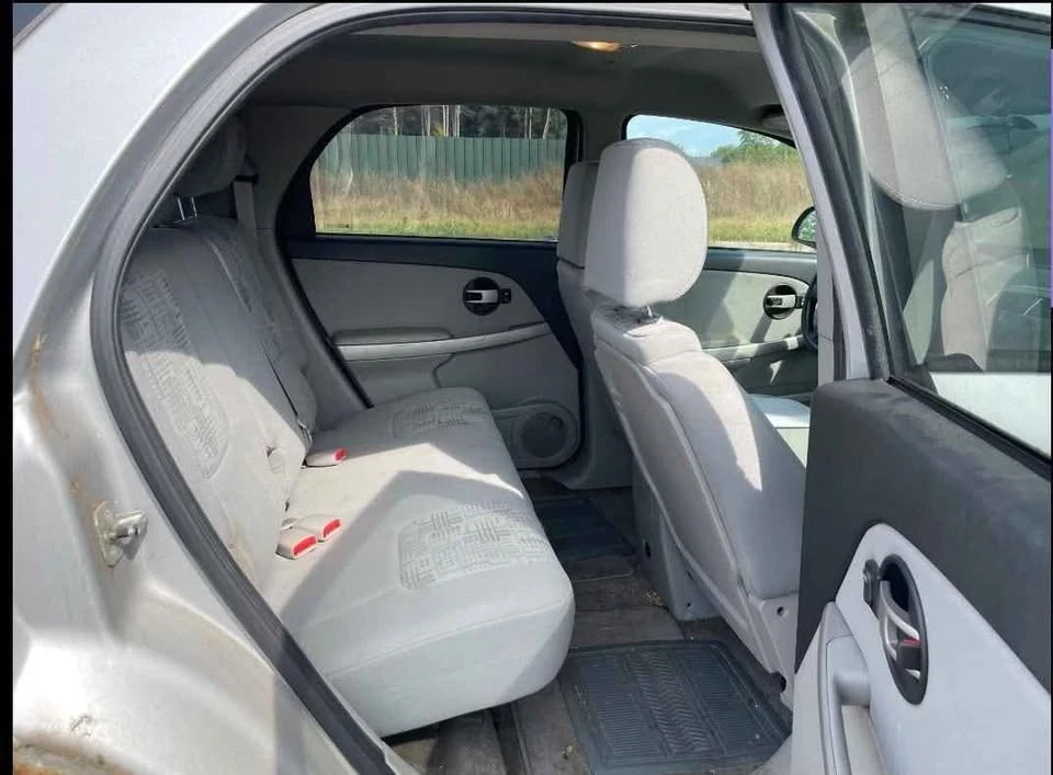 2005 Chevrolet Equinox - Image 14 of 18