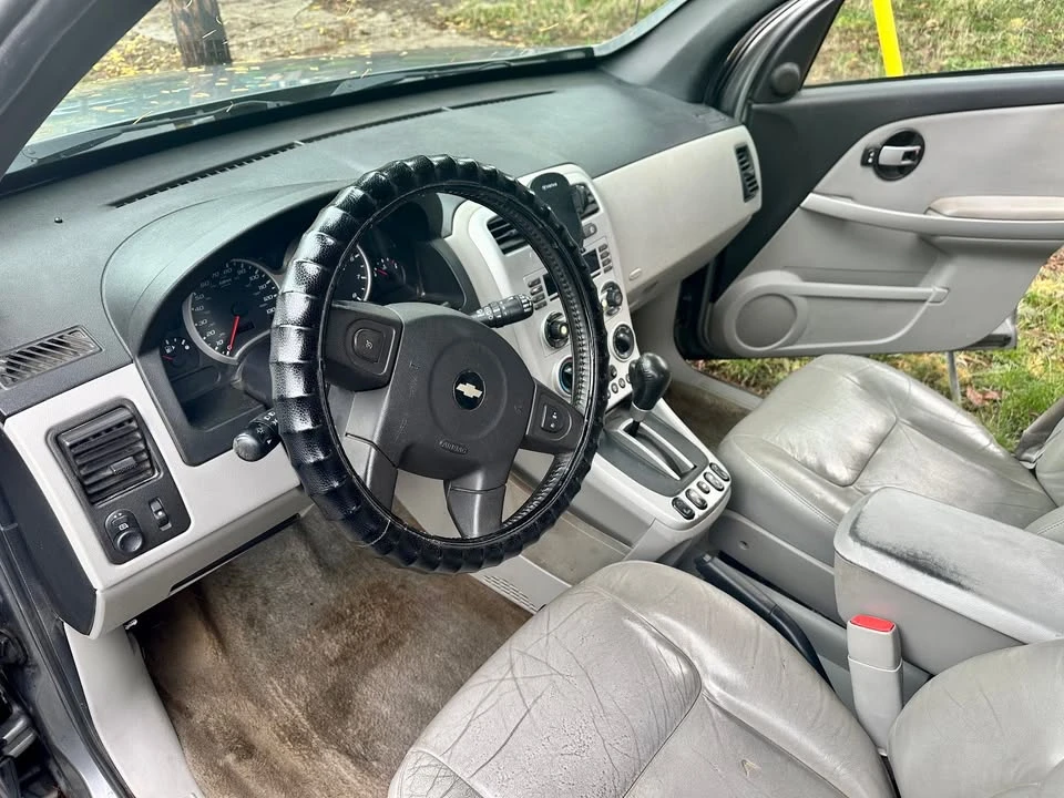 2005 Chevrolet Equinox - Image 5 of 10