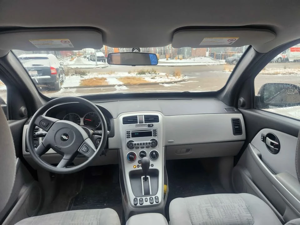 2005 Chevrolet Equinox - Image 8 of 10