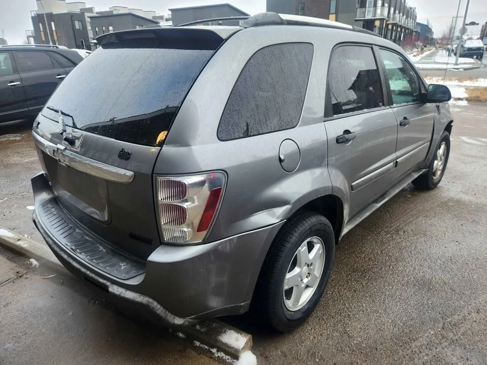 2005 Chevrolet Equinox - Image 4 of 10