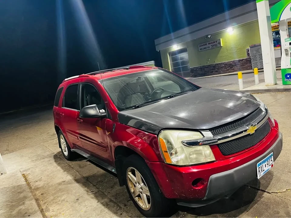 2005 Chevrolet Equinox - Image 6 of 8
