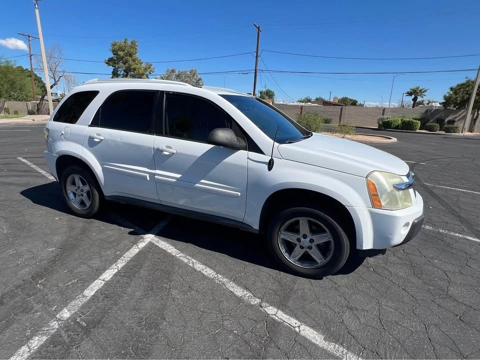 2005 Chevrolet Equinox - Image 3 of 17