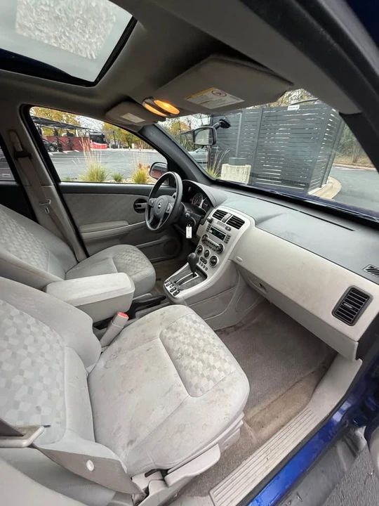 2005 Chevrolet Equinox - Image 16 of 16