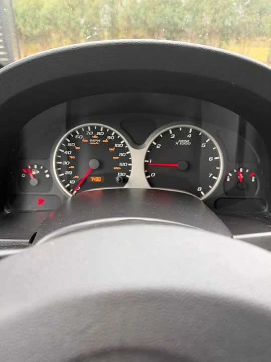2005 Chevrolet Equinox - Image 13 of 16