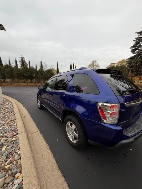 2005 Chevrolet Equinox - Image 7 of 16