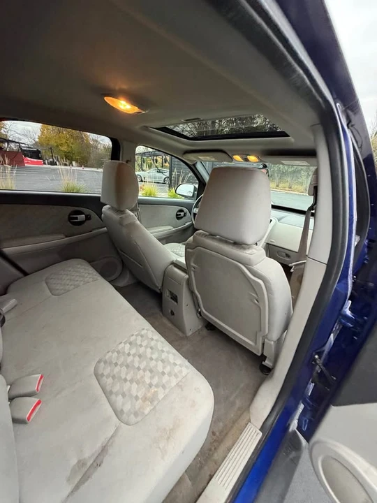 2005 Chevrolet Equinox - Image 15 of 16