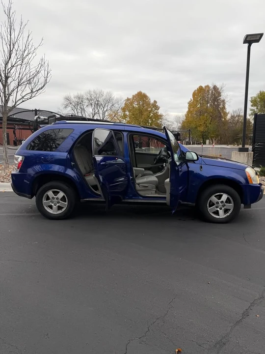 2005 Chevrolet Equinox - Image 3 of 16