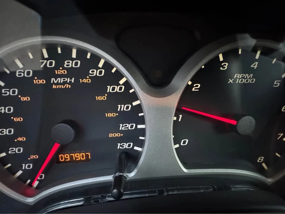 2005 Chevrolet Equinox - Image 7 of 10
