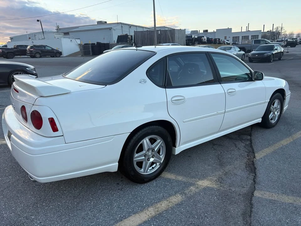 2005 Chevrolet Impala 8th Gen - Image 3 of 17