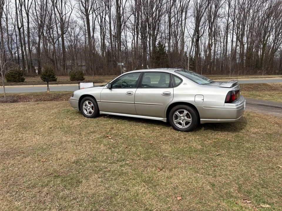2005 Chevrolet Impala 8th Gen - Image 2 of 12