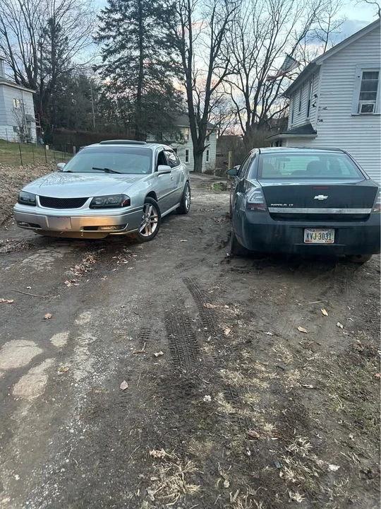 2005 Chevrolet Impala 8th Gen - Image 2 of 3