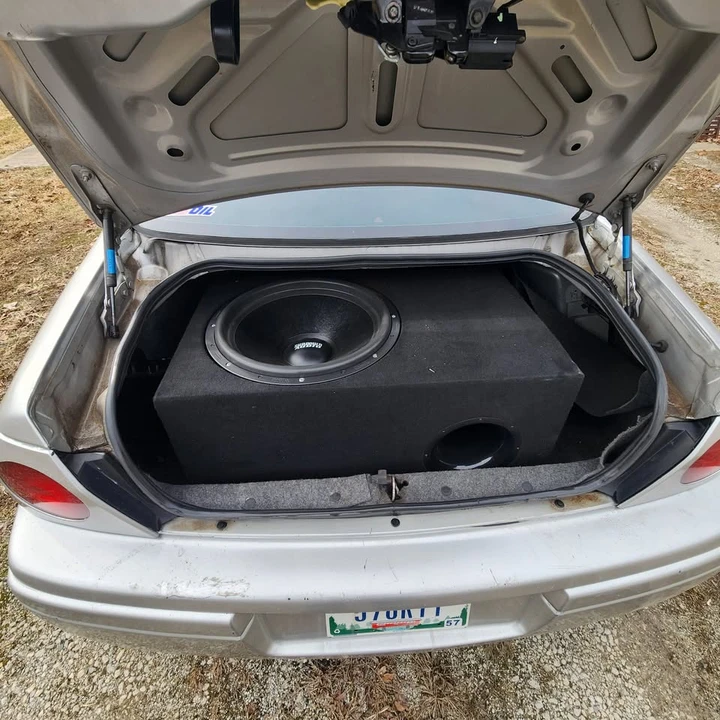 2005 Chevrolet Impala 8th Gen - Image 3 of 11