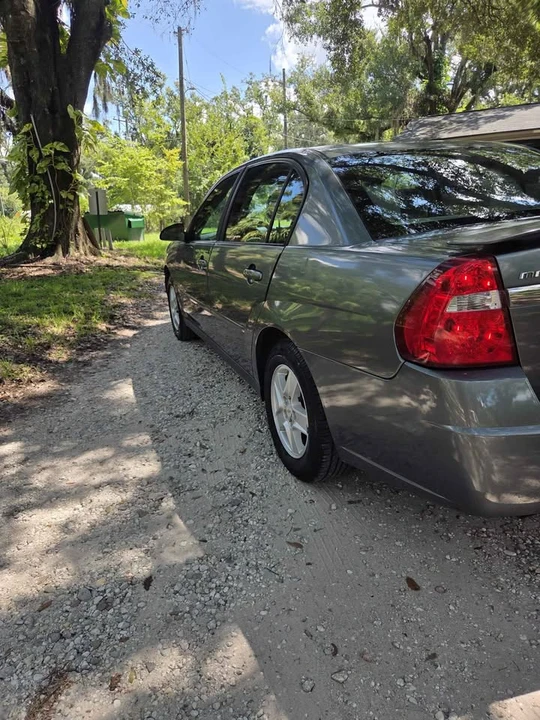 2005 Chevrolet Malibu - Image 4 of 11