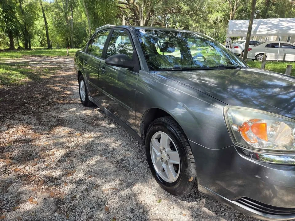 2005 Chevrolet Malibu - Image 3 of 11